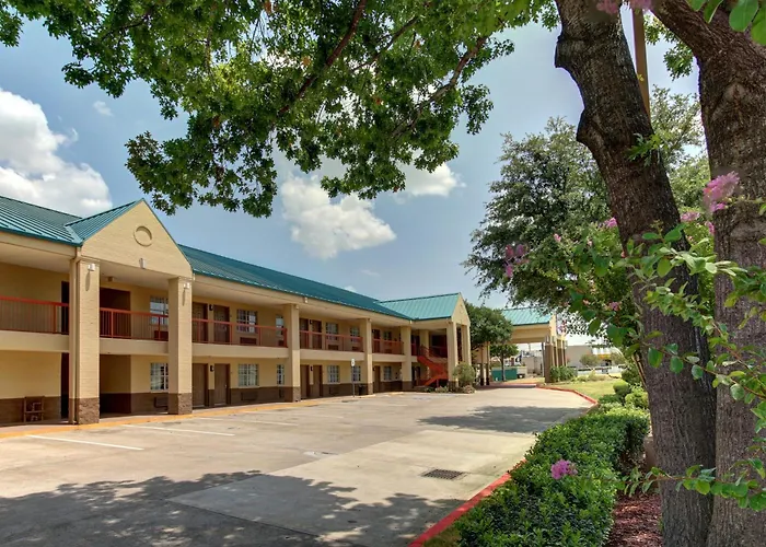 Motel 6-Arlington, Tx