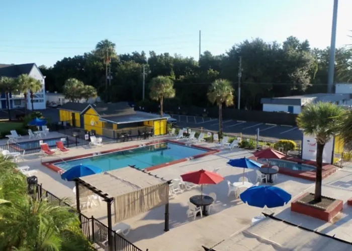 Claremont Kissimmee Hotel
