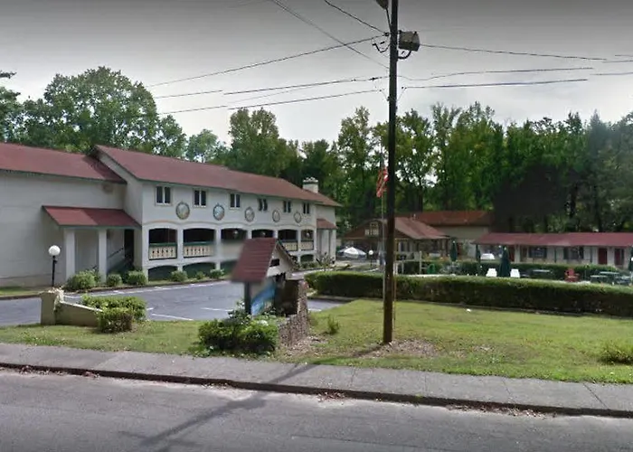 Hofbrau Riverfront Hotel