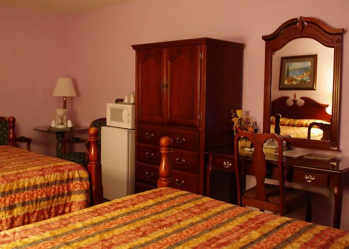 Blue Spruce Motel