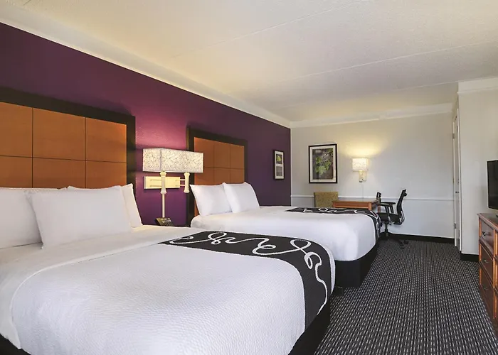 Baymont By Wyndham Greenville Woodruff Rd