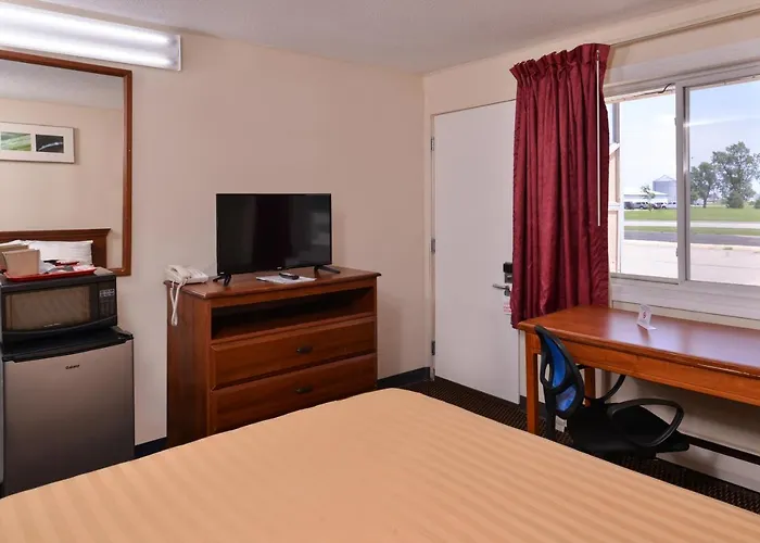 Red Carpet Inn