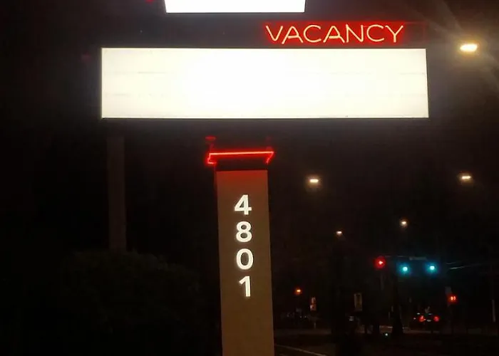 Monticello Motel