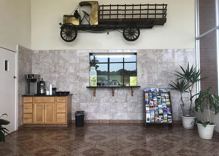 Mid Continent Inn