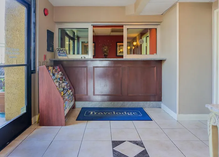 Travelodge Inn & Suites By Wyndham Gardena Ca