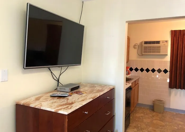 Monticello Motel