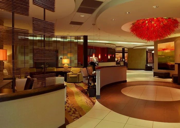 Holiday Inn Olathe Medical Center