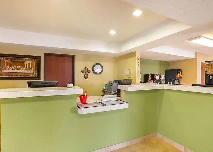 Rodeway Inn & Suites Kearney