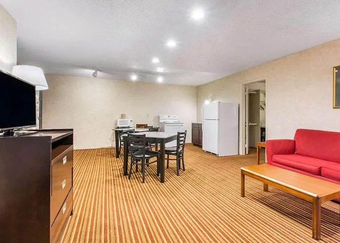 Rodeway Inn & Suites El Cajon San Diego East