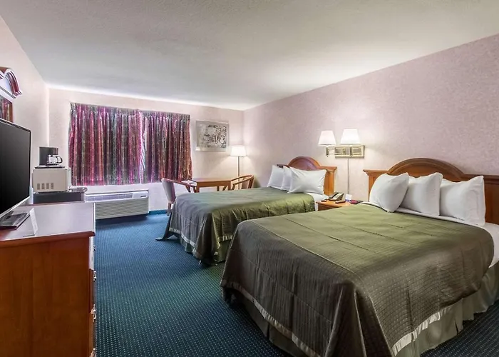 San Bernandino Inn & Suites