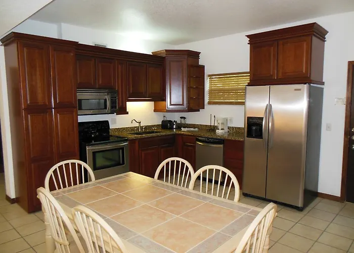 Casa Del Sol Beach Resort