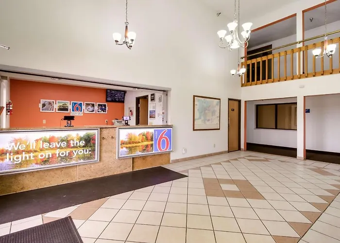Motel 6-Davenport, Ia
