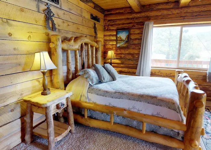 Canyon View Family Cabin, Deck, Tv Room, Games, Bbq, Campfire