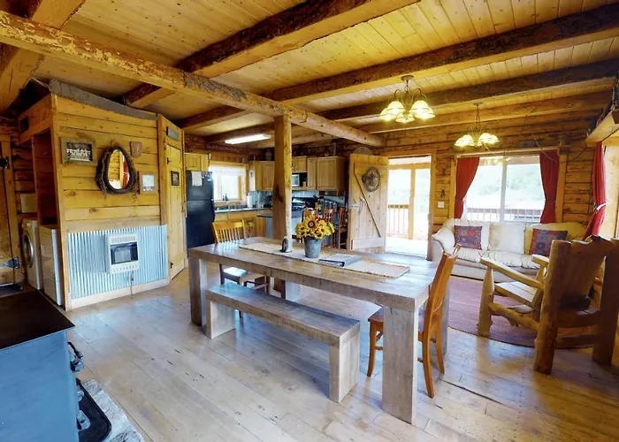 Canyon View Family Cabin, Deck, Tv Room, Games, Bbq, Campfire
