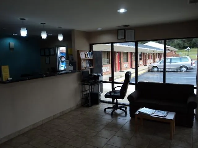 Hotel Express Anniston/Oxford