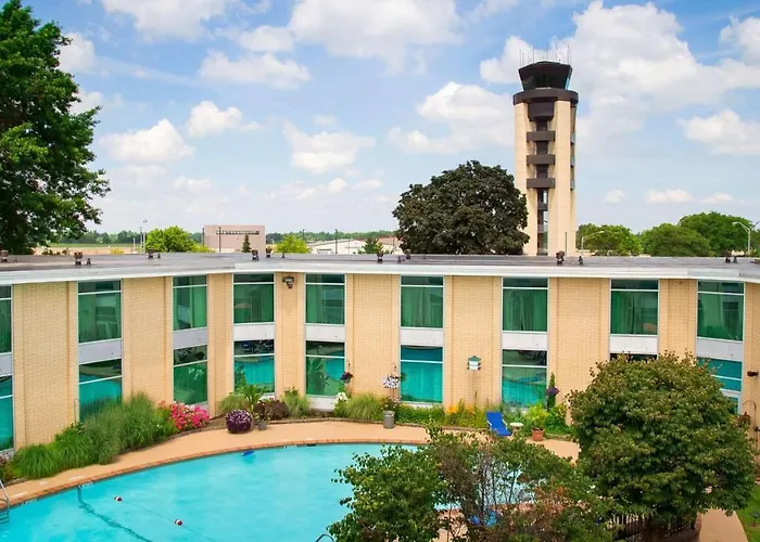 Surestay Plus Hotel By Best Western Syracuse Airport