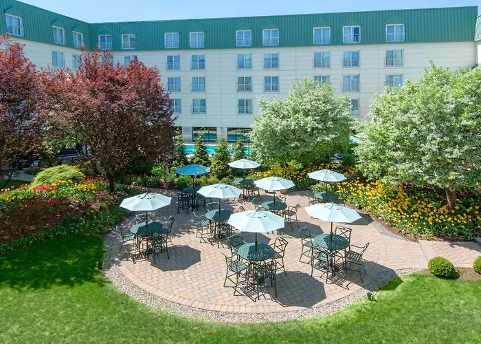 Sonesta Hamilton Park Hotel & Conference Center