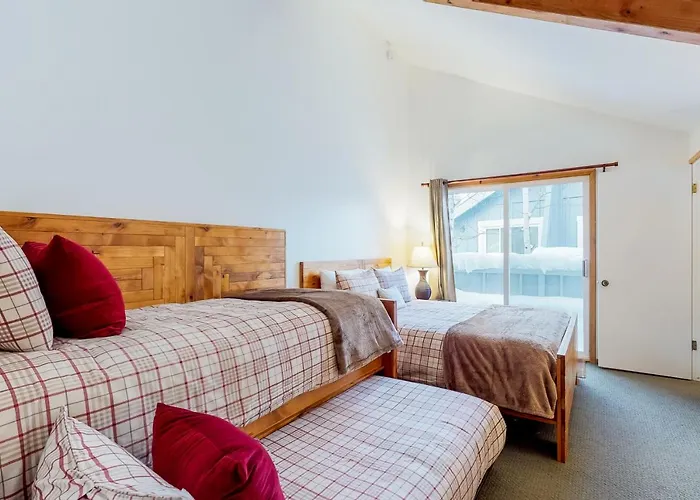 Pinewood Delightful Retreat