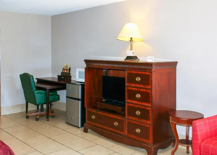Toledo Town Inn