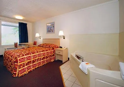 Austin Town Inn