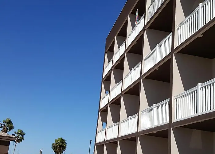 Blue Bay Inn And Suites