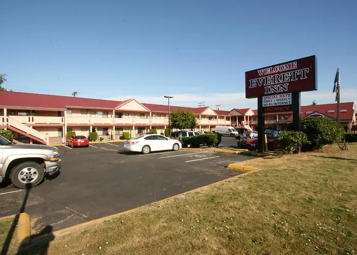 Welcome Everett Inn