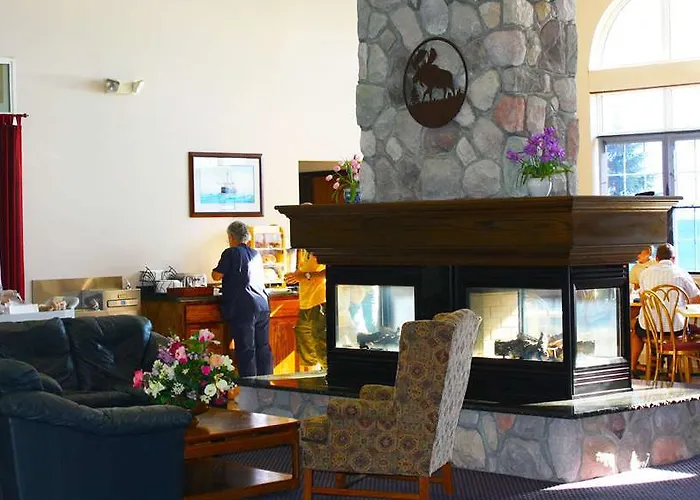 Best Western Lakefront Inn & Suites