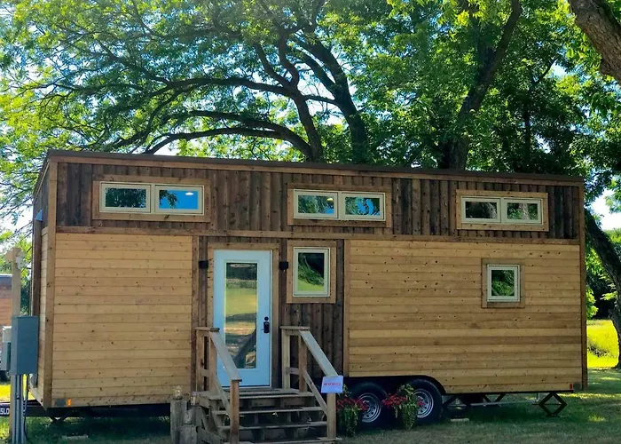 Montana Escape Elegant Tiny House In Waco Near Magnolia