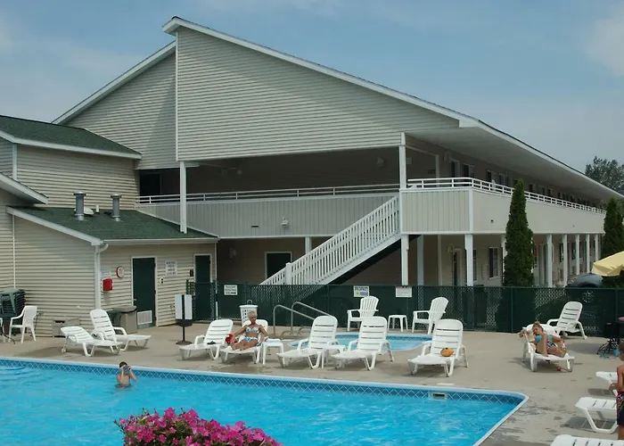 Sierra Sands Family Lodge