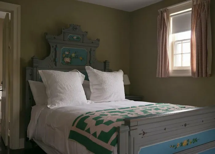 Bridgehampton Inn