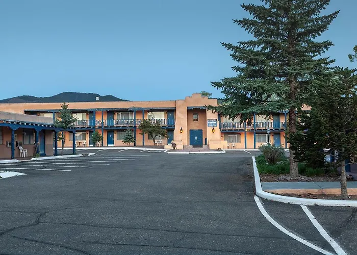 Kachina Lodge Resort And Meeting Center