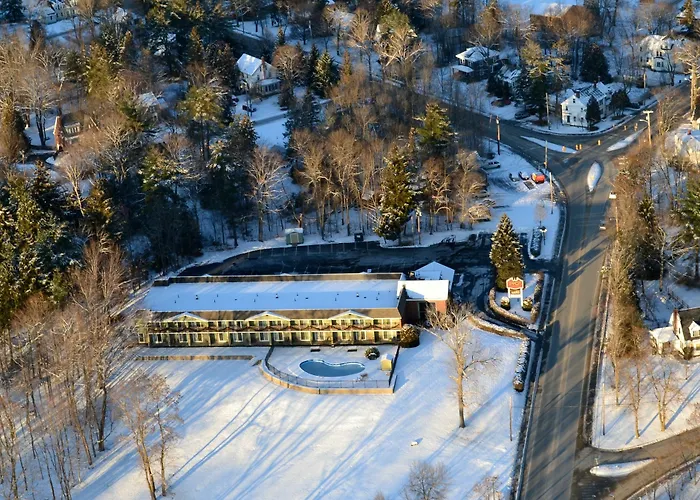 University Inn Academic Suites