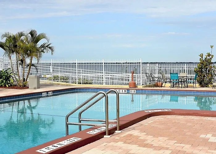 Punta Gorda Waterfront Hotel & Suites