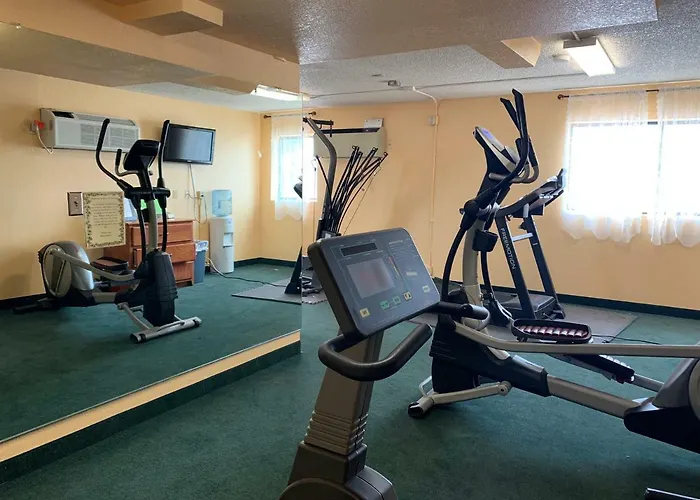 Howard Johnson By Wyndham Denver West