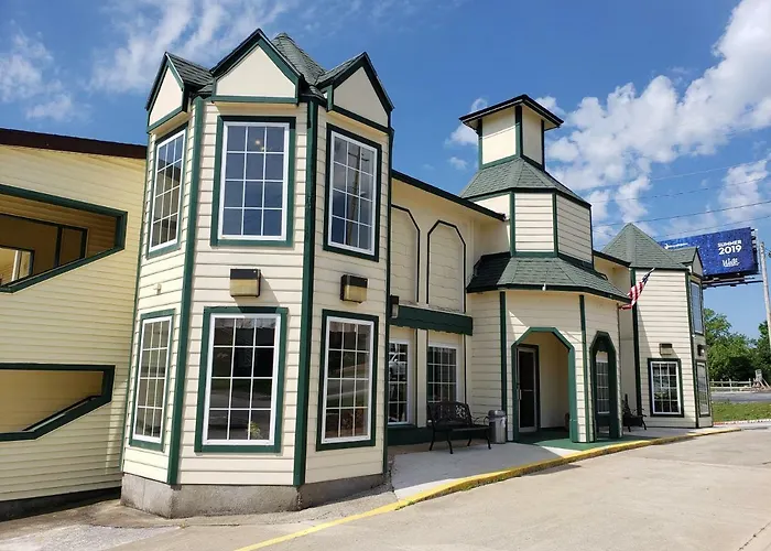 Four Seasons Inn