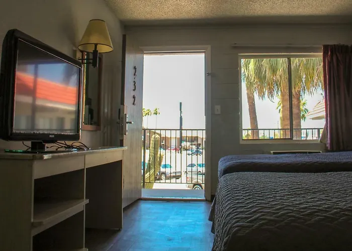Minsk Hotels - Extended Stay, I-10 Tucson Airport