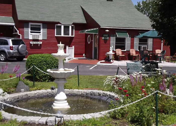 Midway Lodging
