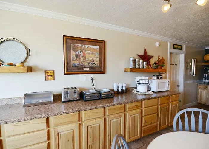 Western Inn - Tremonton, Utah