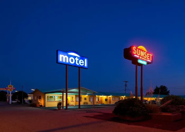 Sunset Motel Moriarty
