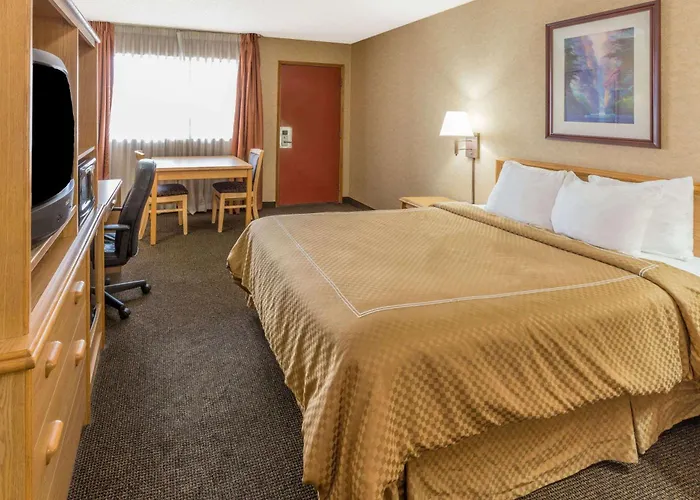 Days Inn By Wyndham Black Bear