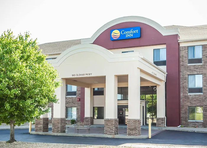 Super 8 By Wyndham Lees Summit