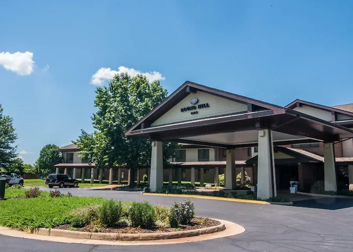 Round Hill Inn