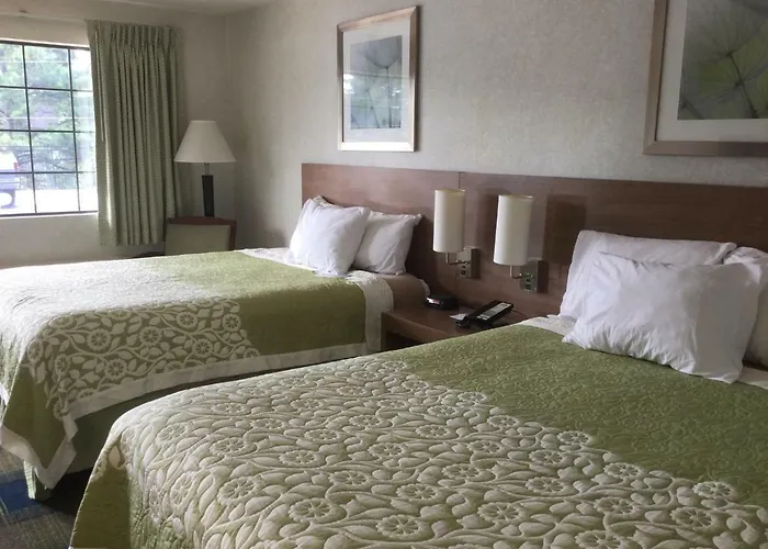 Days Inn By Wyndham Athens