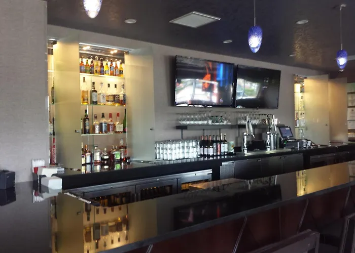 Wyndham Garden Elk Grove Village - O'Hare