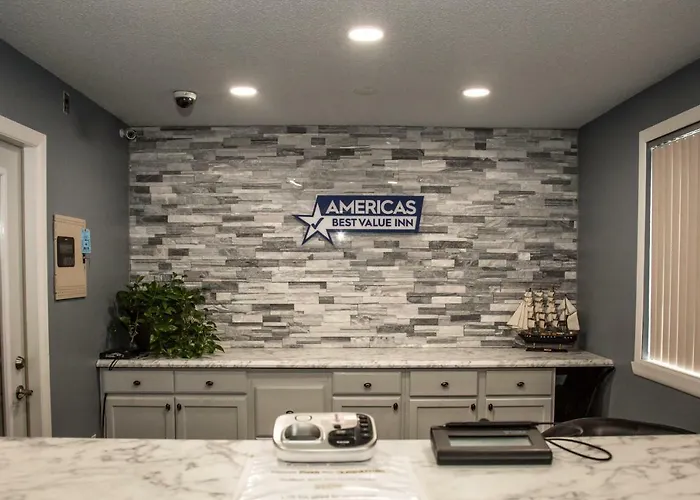 Americas Best Value Inn & Suites Detroit Lakes