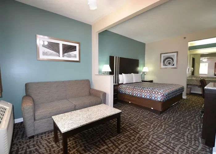 Relax Inn Motel And Suites Omaha