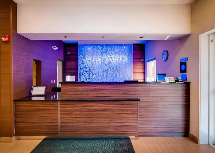 Comfort Inn & Suites Green Bay Stadium Area