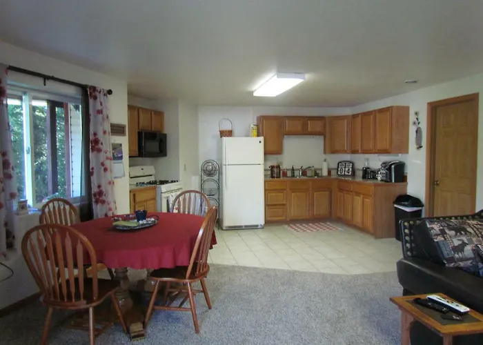 Peaceful 3 Bdrm Alaskan Getaway