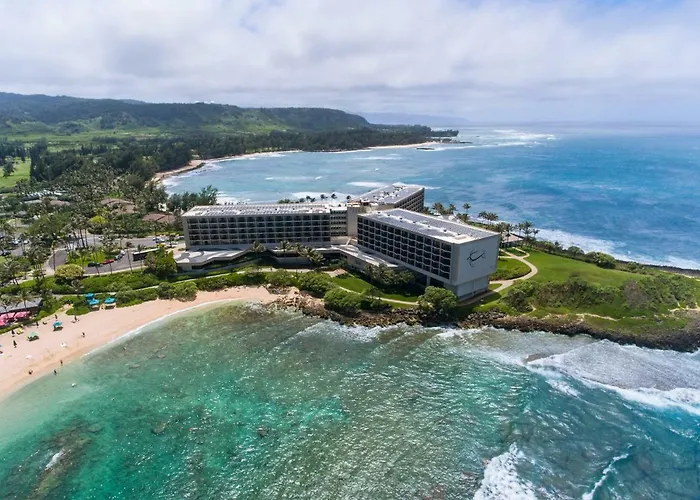 Elegant Turtle Bay Condo