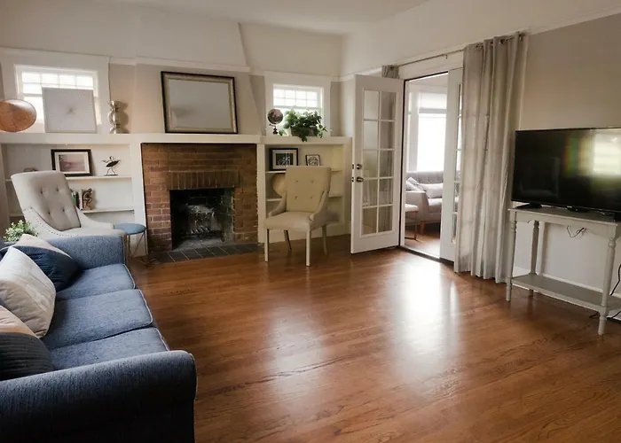 Spacious, Sunny House In Berkeley/Oakland Rockridge